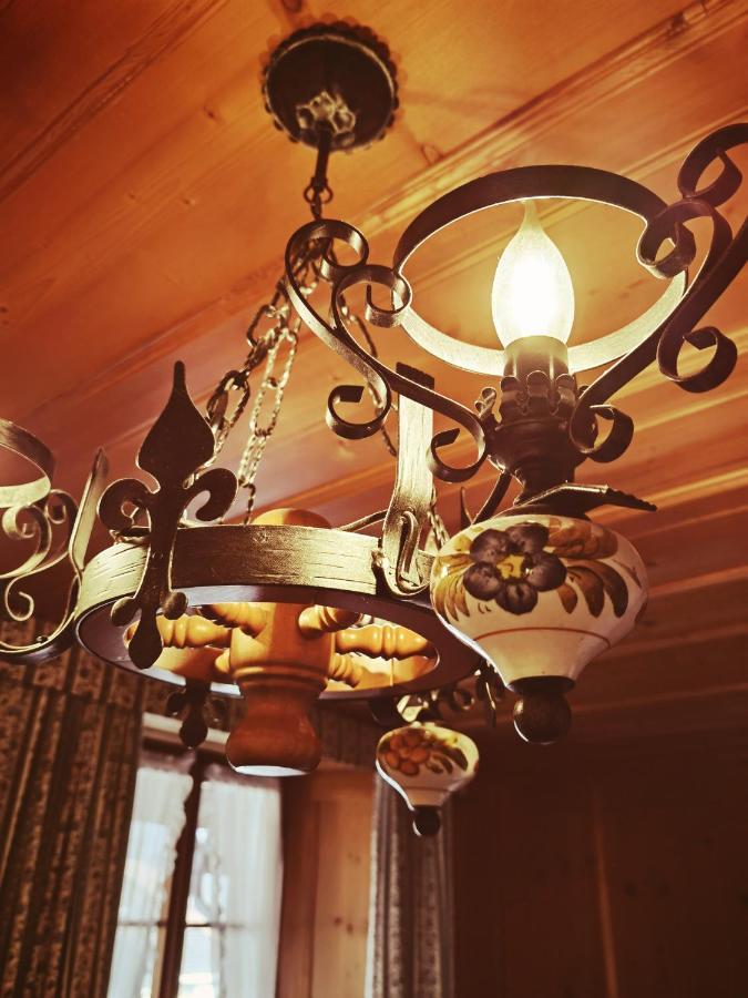 Hotel La Fleur De Lys 3*